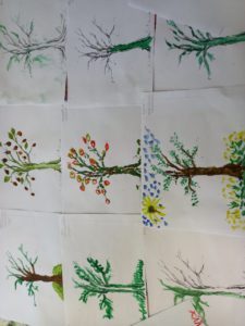 Творческое занятие с пожилыми постояльцами "Оживи дерево"
