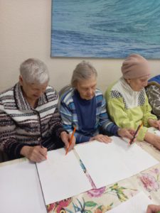 Творческие и логические занятия с пожилыми людьми в пансионате "Ялта - Нарвская"