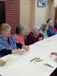 Занятия с пожилыми посвященные 1 апреля  "Дню смеха"